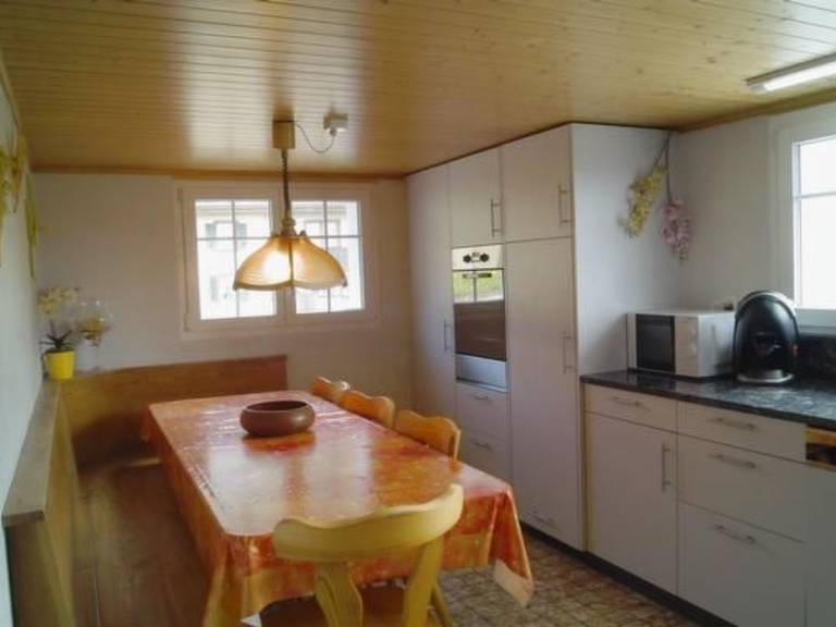 Holiday apartment with barbeque, pool & patio | Mountain view — photo 4