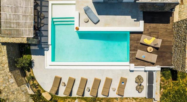Fully equipped villa with patio, garden & barbeque | Beach nearby | Pets are welcome in Mykonos