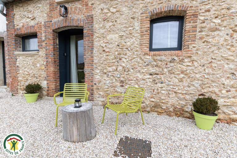 Gite with yard & patio | Pets are welcome in Troyes
