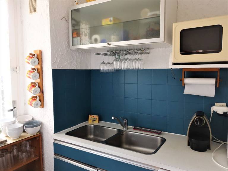 Rental apartment with patio & garden — photo 3