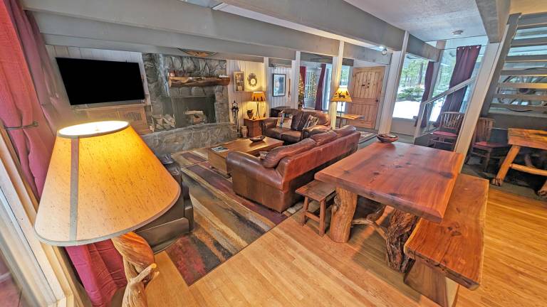 Children-friendly pleasant house with pool, hot tub & barbecue | Good for workation | Pet-friendly — photo 2