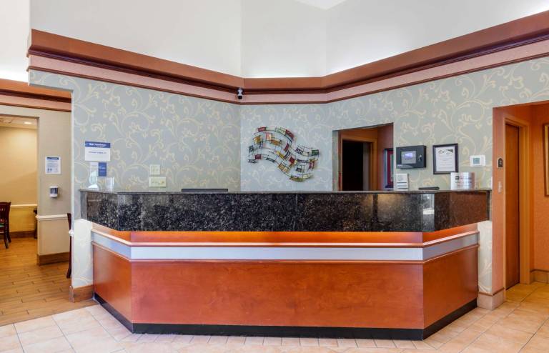 Best Western Plus Inn at Valley View — photo 4