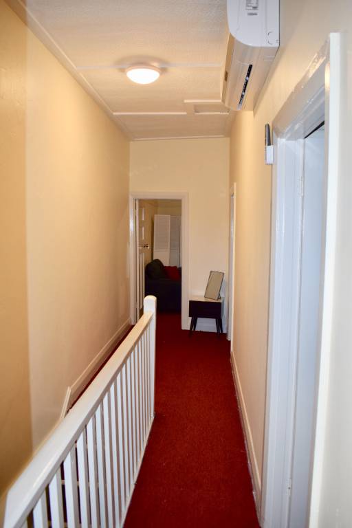 Spacious 3 Bed Apt in Vibrant Haberfield