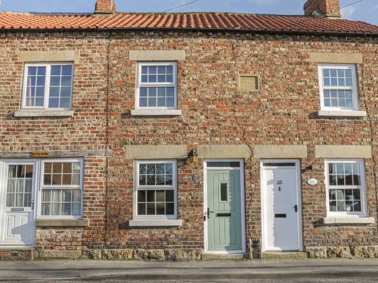Cottage Pickering