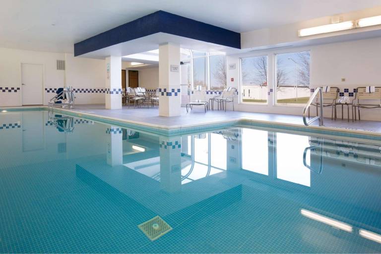 Hampton Inn & Suites Ft. Wayne-North — photo 4