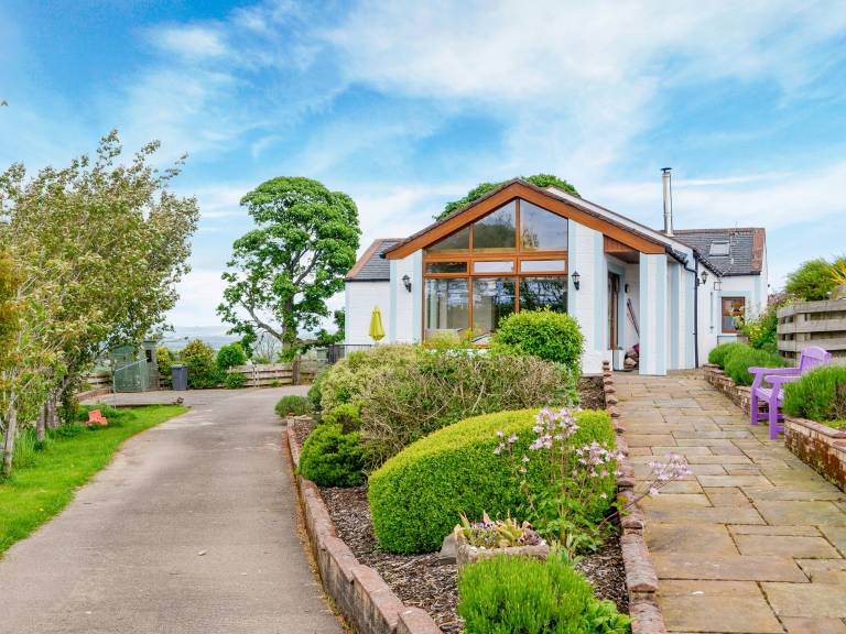 Cottage Lockerbie