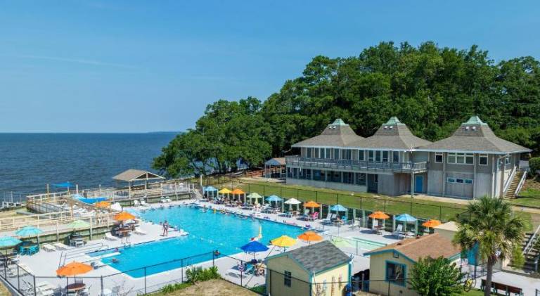 House with 1 room for 8 persons in Kill Devil Hills, NC