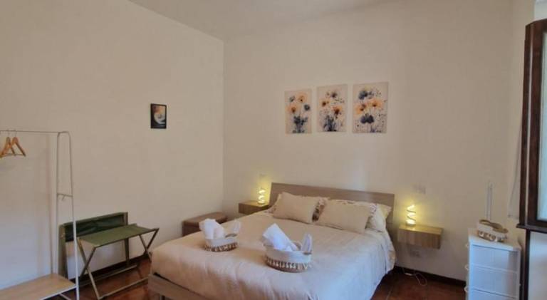 Vacation home with 1 room for 4 persons in Como