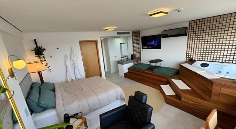 Charming holiday apartment with jacuzzi & pool | Close to the beach | Dogs allowed — photo 2