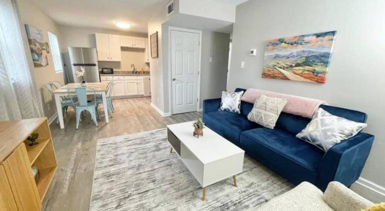 Apartment with 2 rooms for 6 persons in Durham, NC