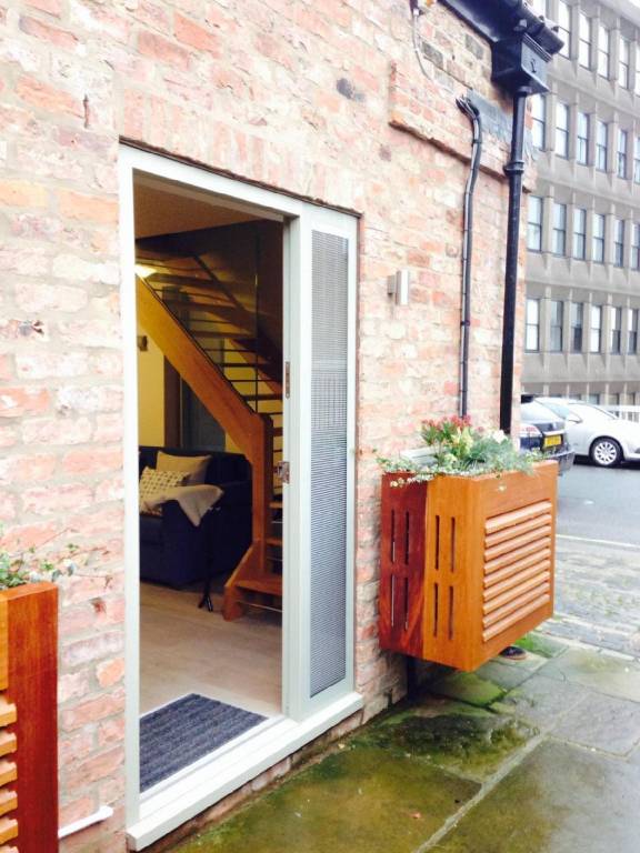 Beautiful serviced apartment with terrace | Close to York Minster | Perfect for remote work | Pets are welcome — photo 4