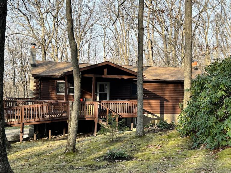 Cabin McHenry