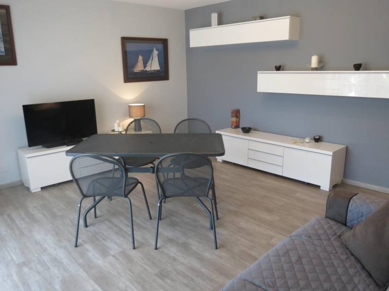 Rental apartment with pool — photo 3