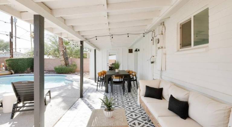Charming vacation home with pool & jacuzzi | Suitable for remote work | Pets allowed — photo 4
