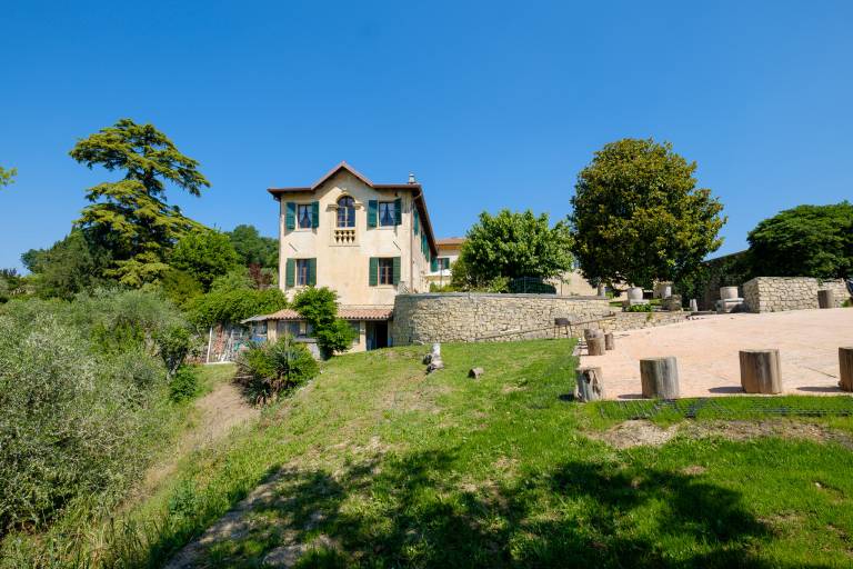 Valpolicella Charming apartment in Villa with Garden