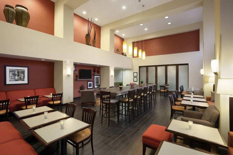 Hampton Inn & Suites Conroe I-45 North — photo 3