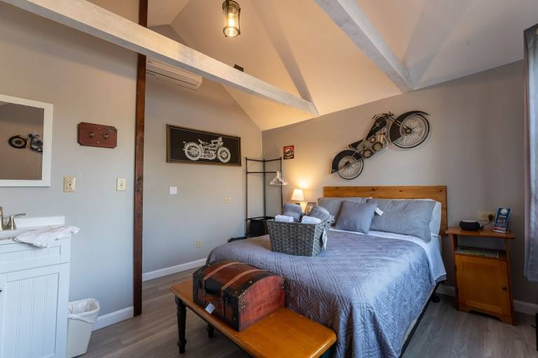 Cabin Alton