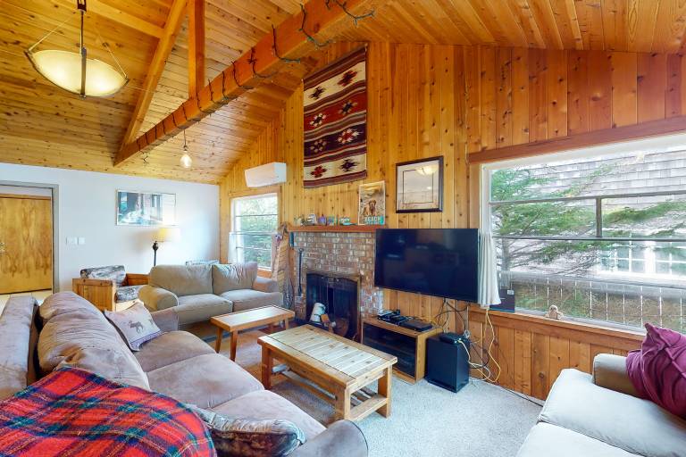 House  Manzanita