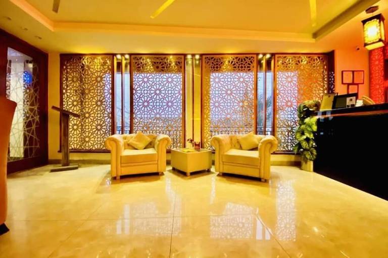 Hunain Hotel