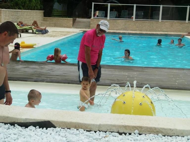 Camping suite with BBQ & pool — photo 2