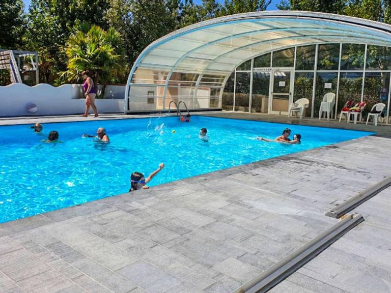 Mobile home with heated pool & terrace — photo 3