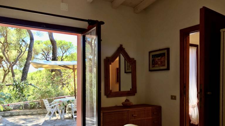 Villa with yard & barbecue — photo 4