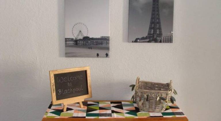 Vacation home with 3 rooms for 6 persons in Blackpool