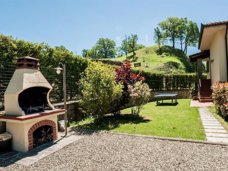 Child-friendly house with private pool, terrace & yard | Nature view | Pet-friendly — photo 4