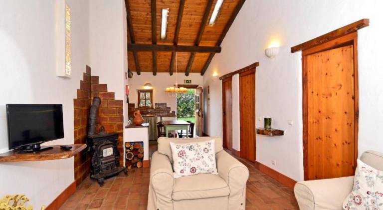 Vacation home with grill, terrace & garden | Pets allowed — photo 2