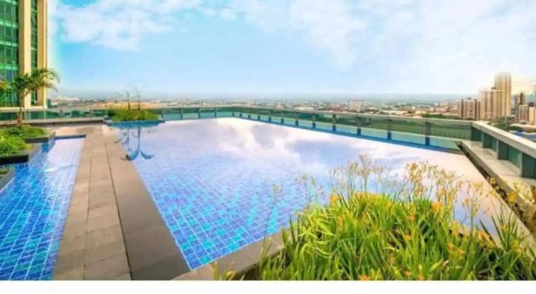 Vacation home with pool | Perfect for remote work — photo 2