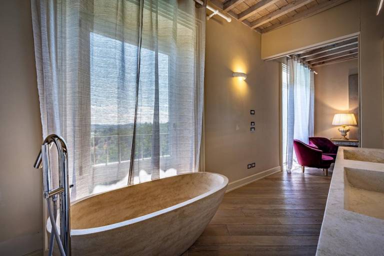 Villa with pool, garden & hot tub | Good for workation — photo 5