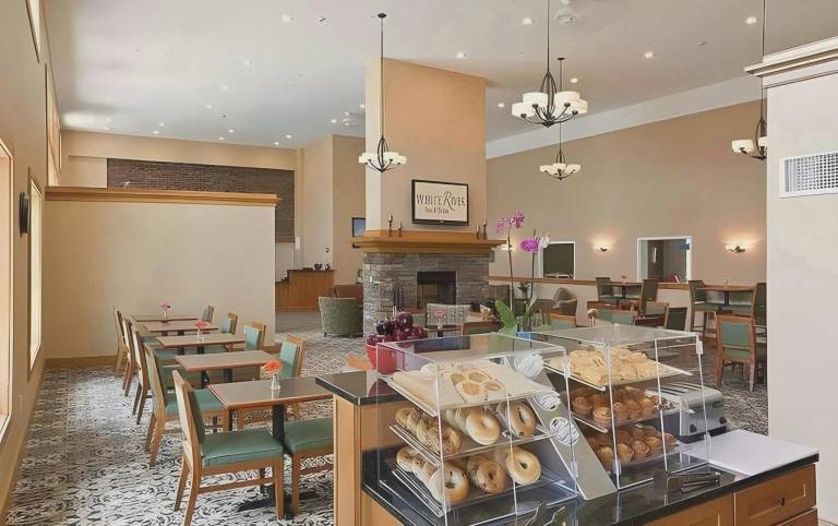 White River Inn & Suites — photo 3