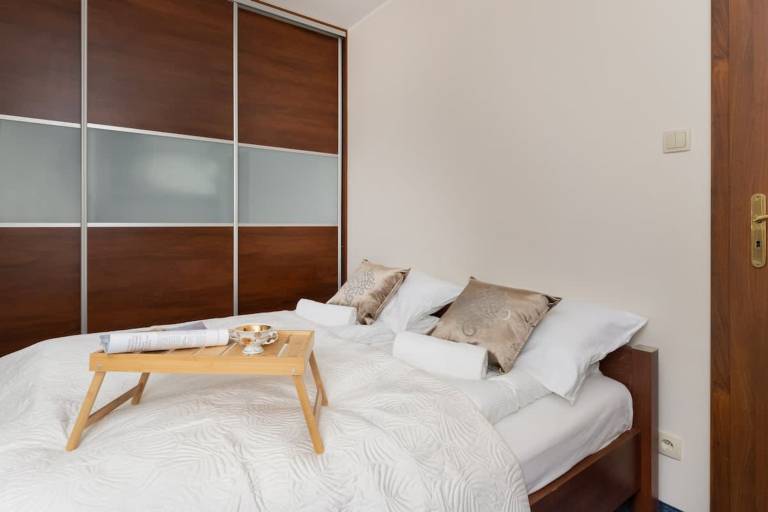 Family-oriented holiday apartment with fast internet & yard | Next to the beach | Pets are welcome — photo 2