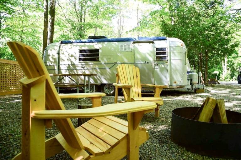 Caravan  Miller Lake
