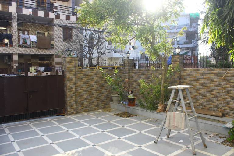 Apartment  Rohini