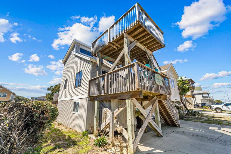 House Kitty Hawk