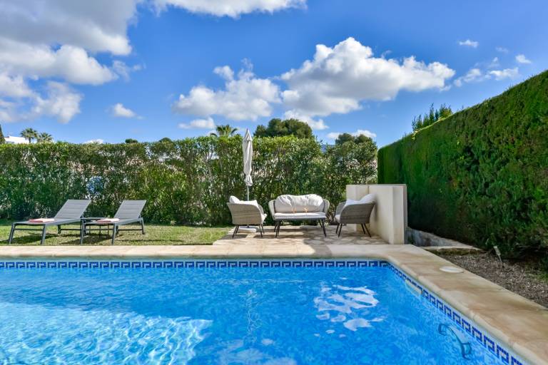 Fully equipped pleasant villa with private pool, garden & terrace | Pet-friendly — photo 2
