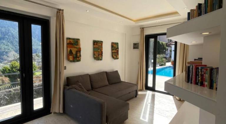 Fully equipped villa with barbeque, jacuzzi & private pool | Good for workation | Pets are welcome — photo 2