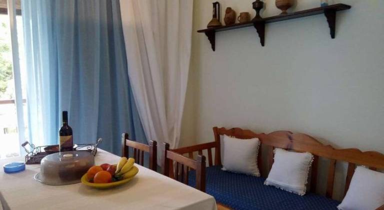 Vacation home with patio & yard | Close to the beach | Pet-friendly — photo 2