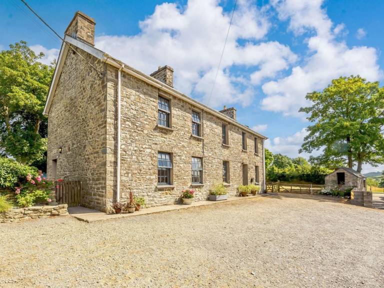 Fully equipped wonderful cottage with garden | Dogs allowed in Carmarthen