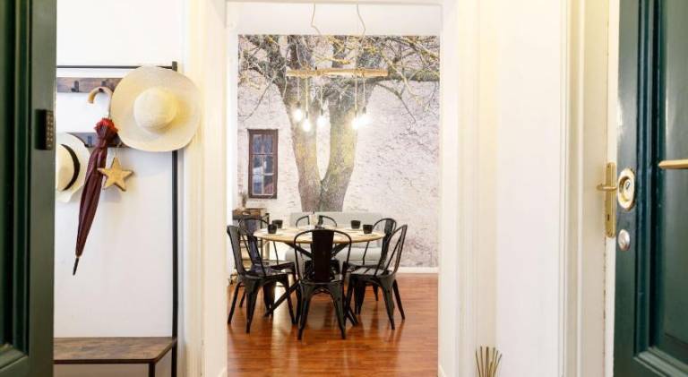 House | Next to Spanish Steps in Vittoria