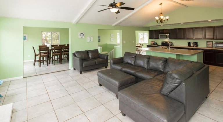 Vacation home with pool & jacuzzi | Close to the beach | Pet-friendly in Virginia Beach, VA