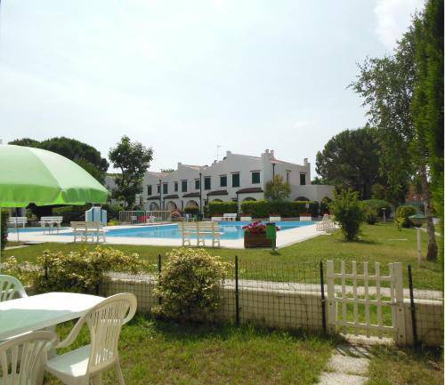 Beautiful holiday apartment with pool & garden | Close to the beach | Pet-friendly — photo 5