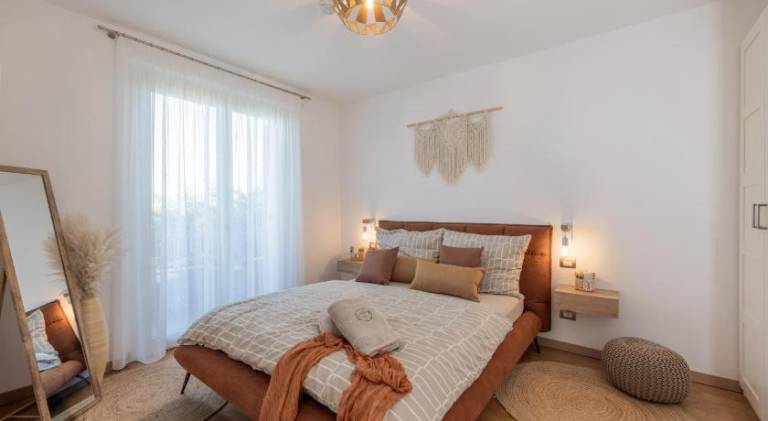 Lovely holiday apartment with pool | Pets are welcome in Peschiera del Garda