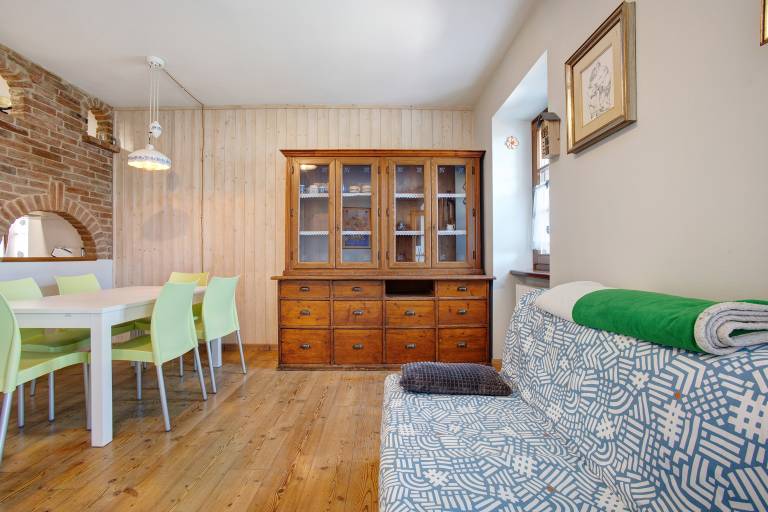 Apartment with pool, patio & fast internet | City view | Perfect for remote work | Pets are welcome — photo 4