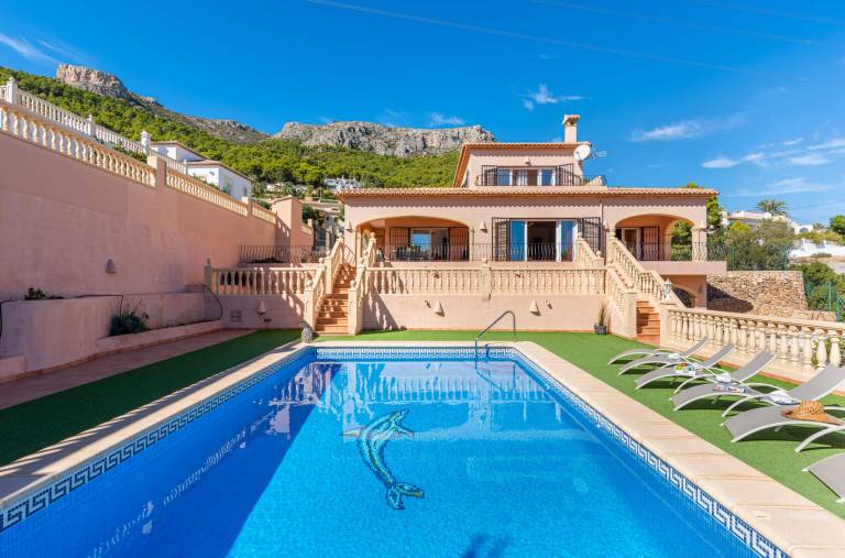 Villa Amanda - Plusholidays in Alicante