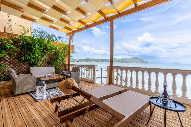 Ferienwohnung mit Hund in Psaras, Korfu f&uuml;r max. 4 Personen