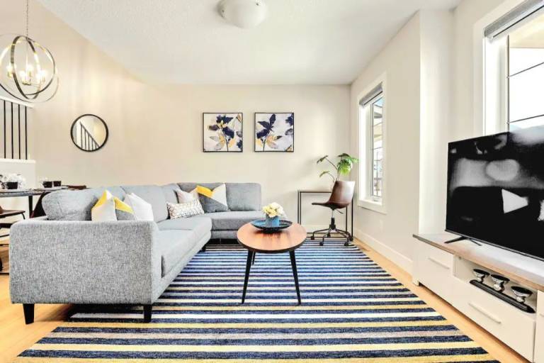House Airdrie
