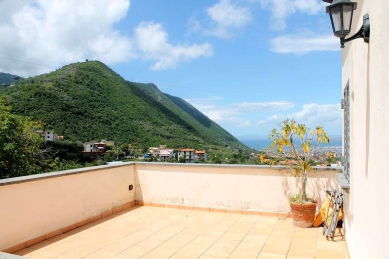Agriturismo B&B Casa Scola: Oplonti camera con bagno condiviso edificio separato — photo 2