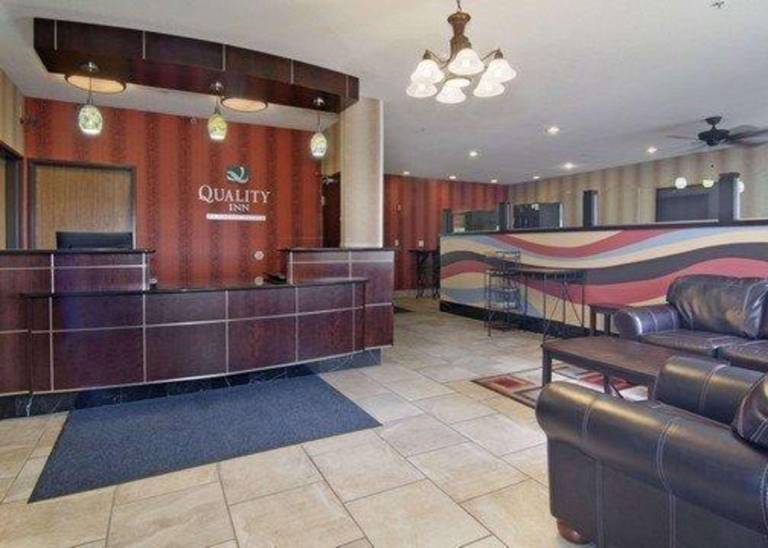 Quality Inn & Suites Mankato East in Mankato, MN
